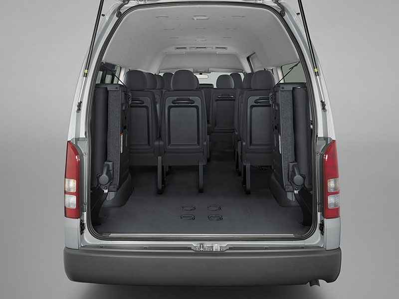 Van 15 Seats 2